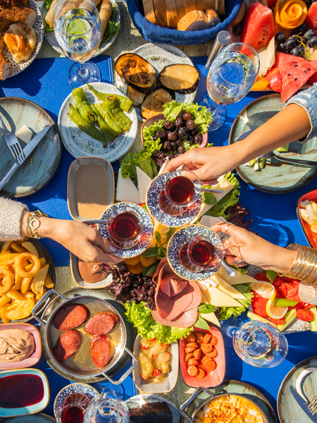 白天露台与城市风景