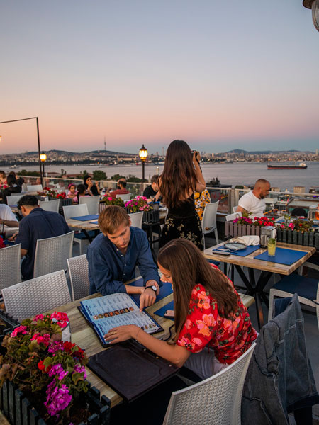 Seven Hills restaurant, Top restaurants in Old Town Istanbul, Best restaurants Sultanahmet, Sultanahmet restaurants near Hagia Sophia